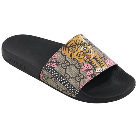 gucci slides tiger pink